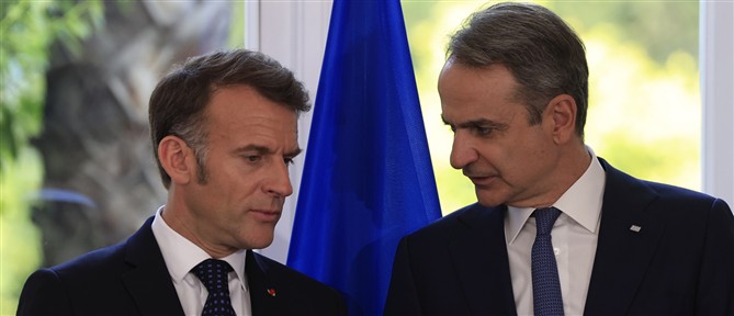 Γαλλία: Μαζική παρέλαση, παρουσία των ευρωπαίων ηγετών - Στο Παρίσι και ο Κυριάκος Μητσοτάκης