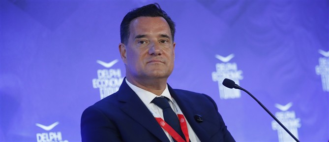 Γεωργιάδης: Μου έστειλαν ένα απαράδεκτο βίντεο με αναισθησιολόγο να ζητά φακελάκι από ασθενή