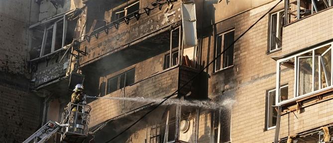 Ουκρανία: Η έδρα της κυβέρνησης επλήγη από τη Ρωσία για πρώτη φορά από την έναρξη του πολέμου