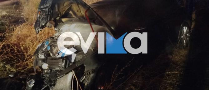 Εύβοια: Αυτοκίνητο εξετράπη, έπιασε φωτιά και βρέθηκε σε χωράφι (εικόνες)