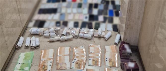 ΕΛΑΣ: Εξάρθρωση κυκλώματος παράνομης διακίνησης μεταναστών (εικόνες)